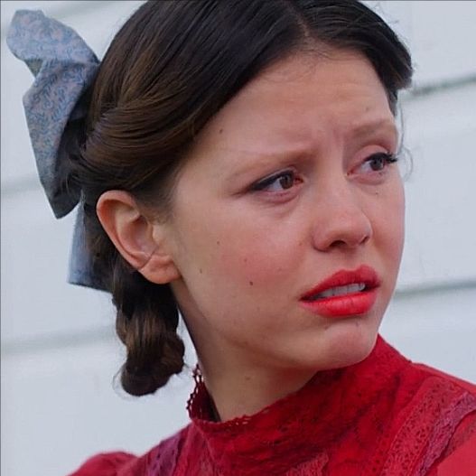 PEARL, DE PEARL (2022), ¿REALMENTE DEMUESTRA CARACTERÍSTICAS DEL TRASTORNO LÍMITE DE LA PERSONALIDAD O SON SOLO RASGOS?
